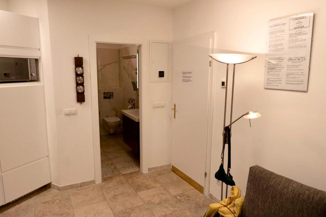Modern Studios Near City Center Wien Eksteriør bilde