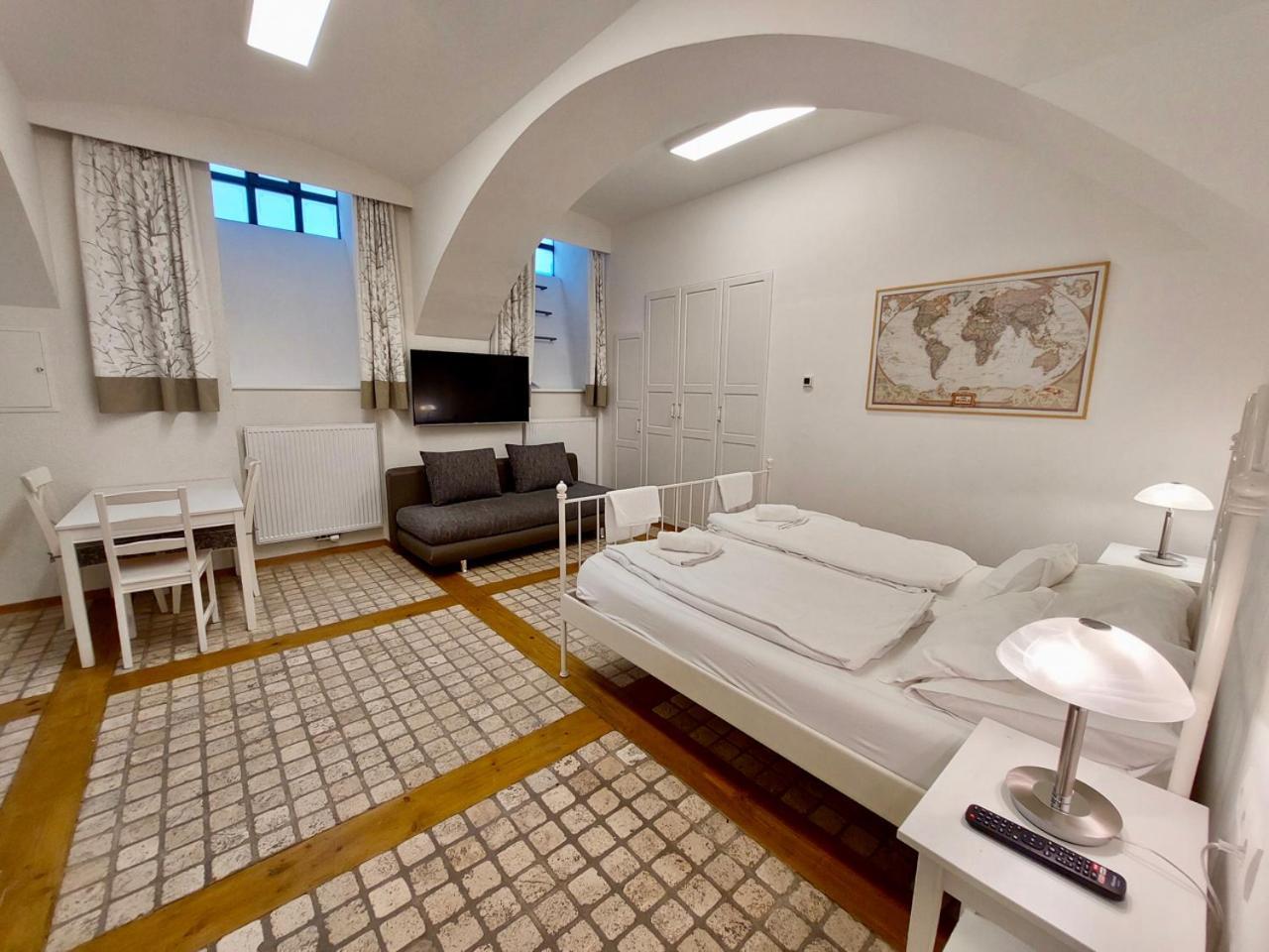 Modern Studios Near City Center Wien Eksteriør bilde